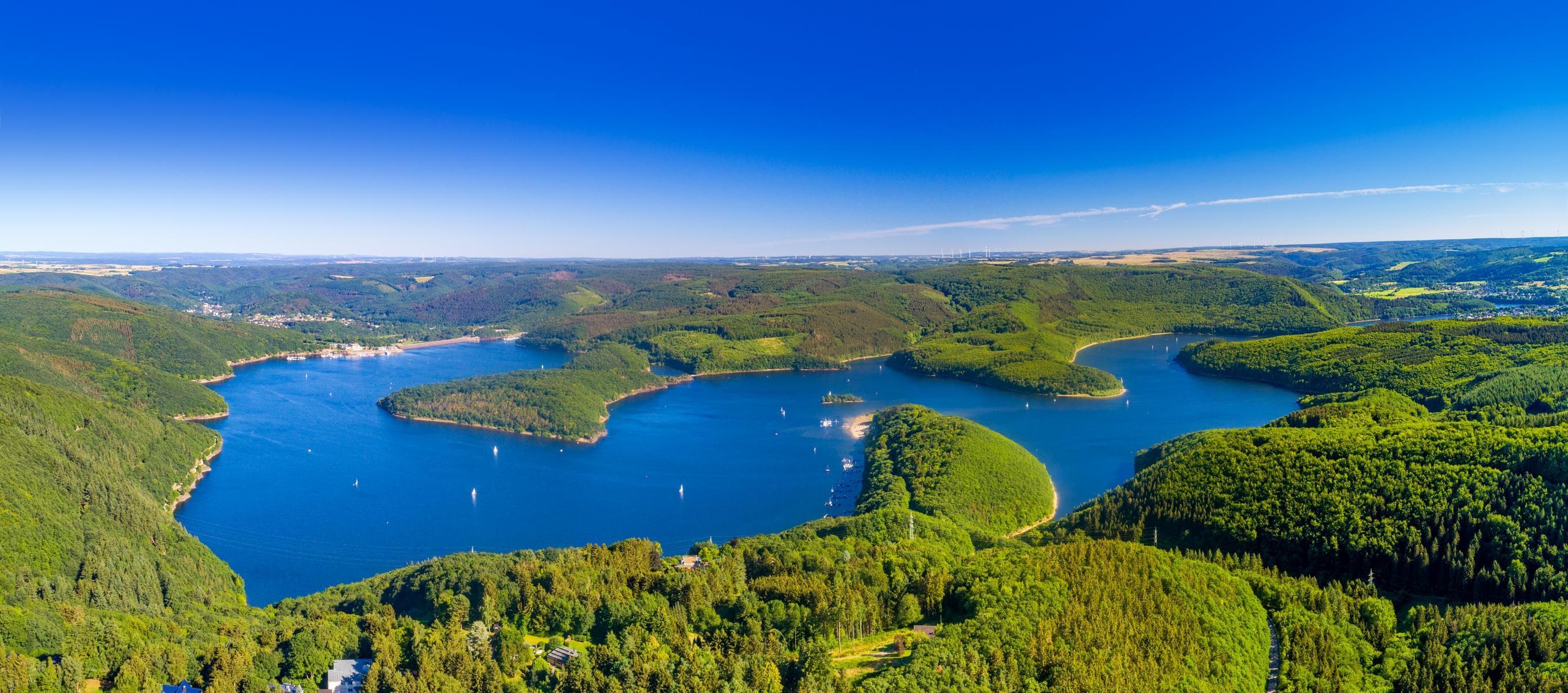Rursee Panorama in der Eifel - Naturheiler Ausbildung Heimbach